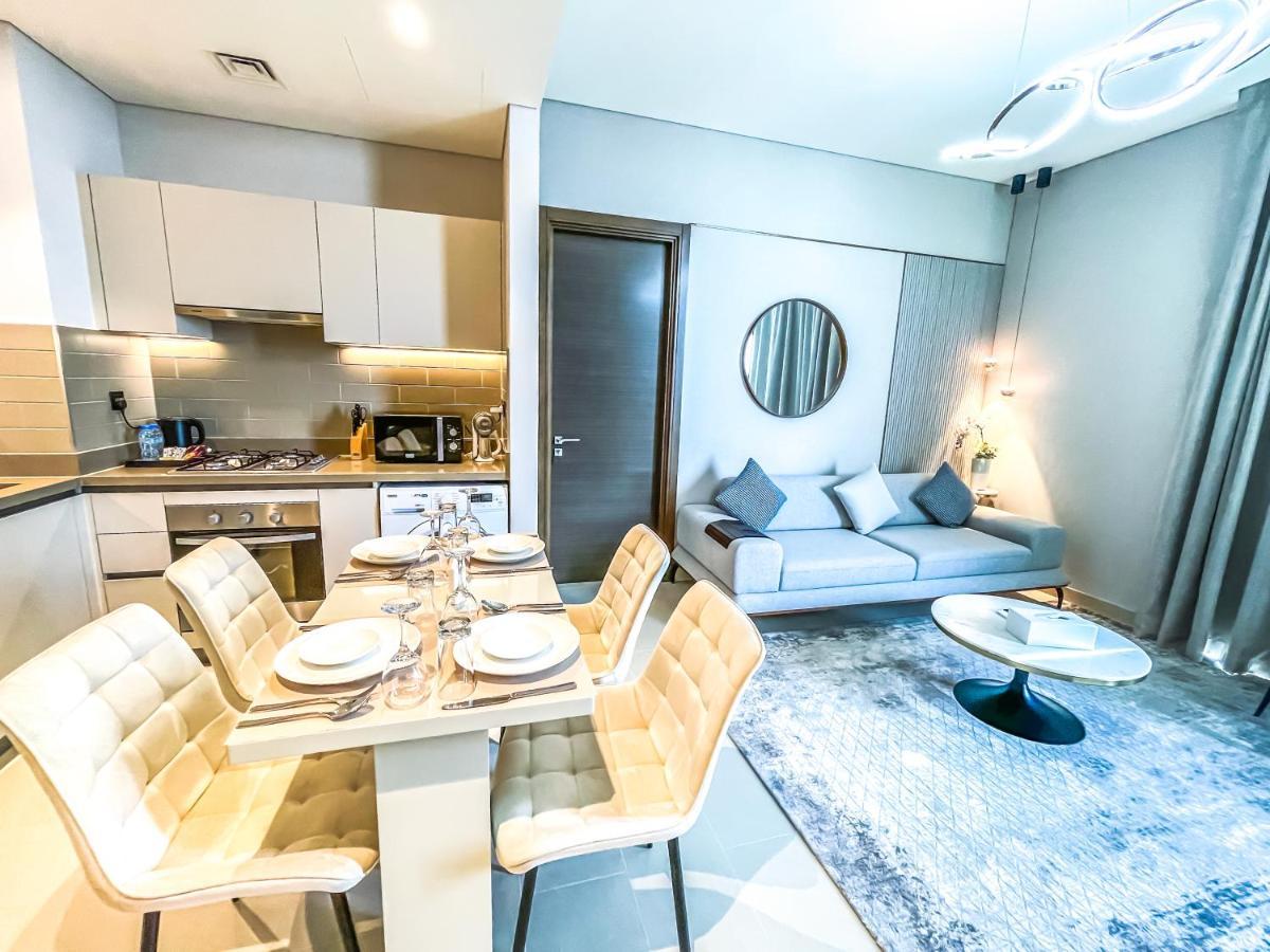 Stay By Latinem Luxury 2Br Holiday Home Cv B2513 Near Burj Khalifa Dubai Buitenkant foto