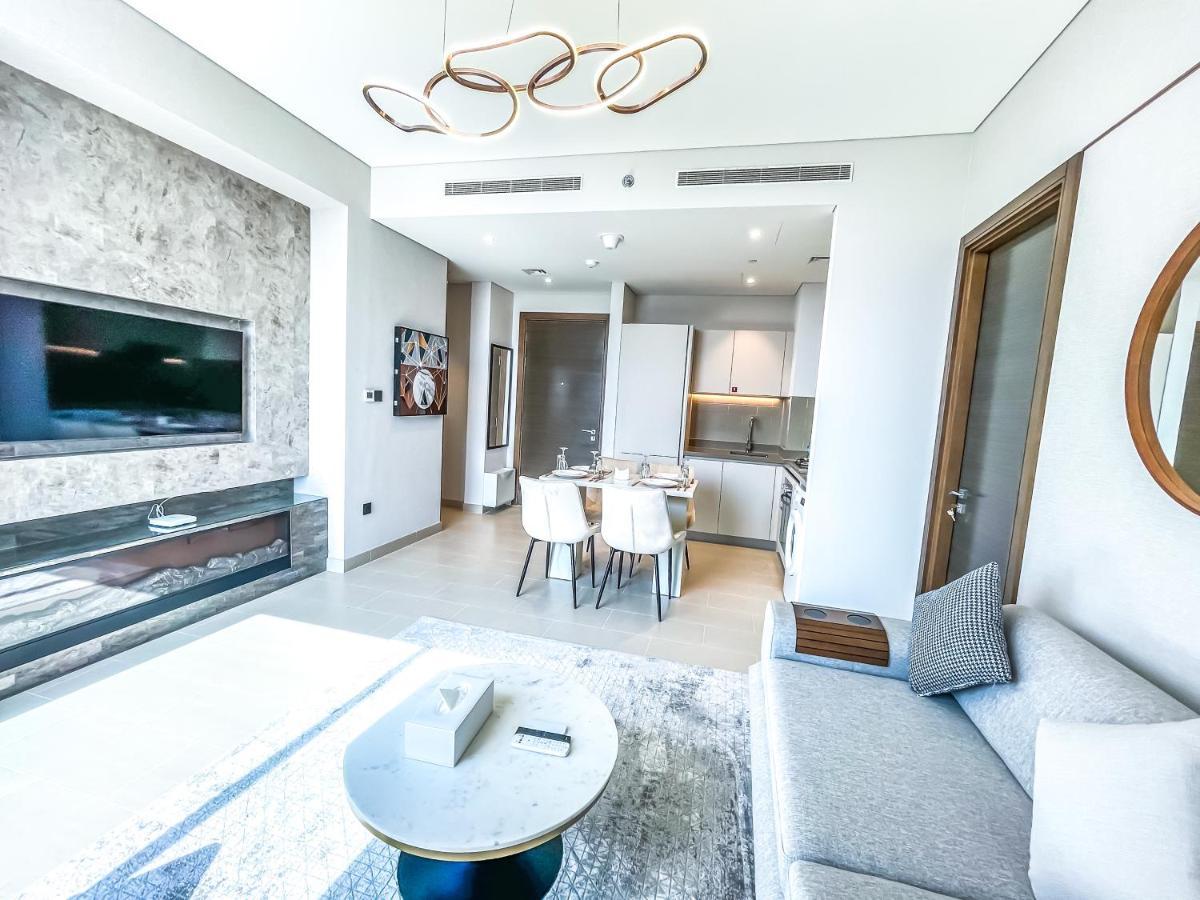 Stay By Latinem Luxury 2Br Holiday Home Cv B2513 Near Burj Khalifa Dubai Buitenkant foto